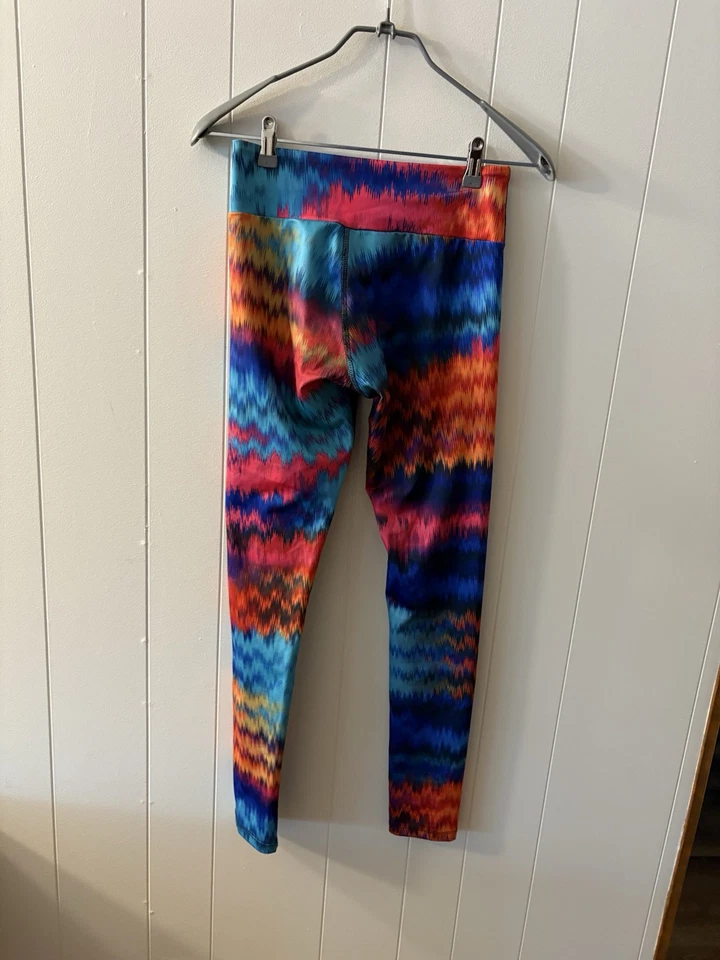 KOS USA Damas Ropa Activa Leggings Pantalones Capri Multicolor Talla Mediana E3 Foto 4 de 4