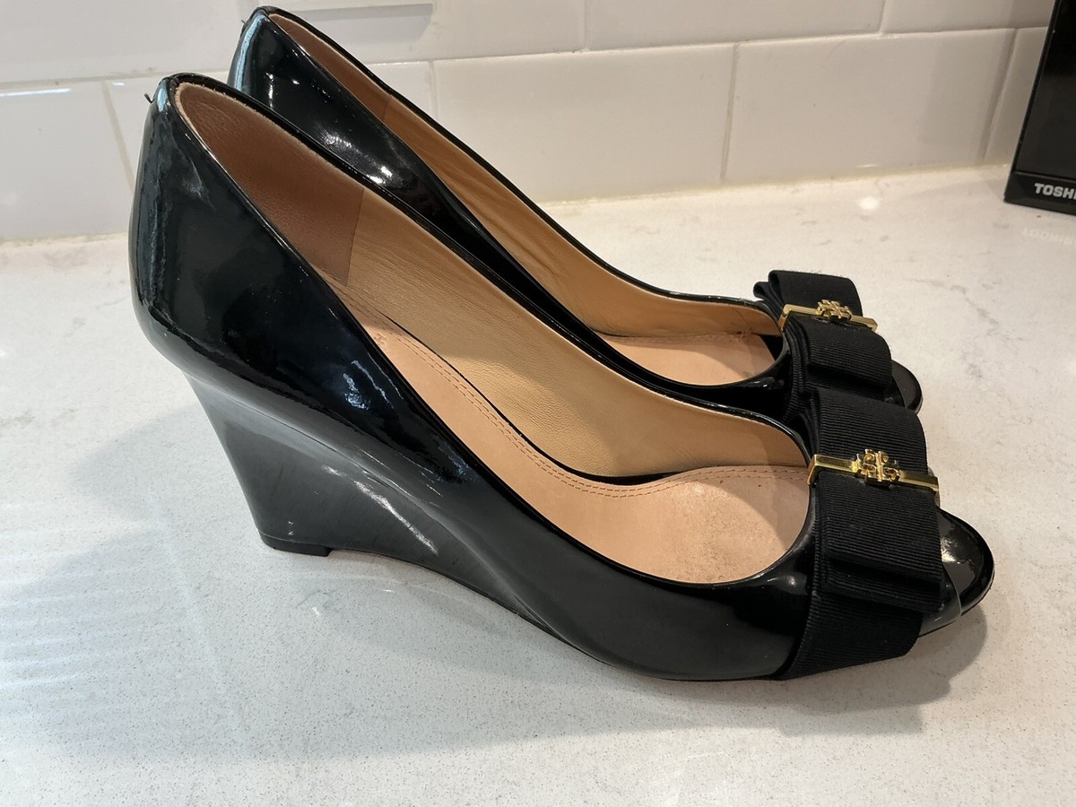 Tory Burch Women's Size 7.5 TRUDY Black Patent Peep Toe Tory Burch Women's Size 7.5 TRUDY Black Patent Peep Toe