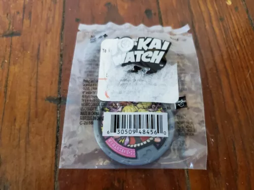 New Yo-kai Watch Medal Rattele Gamestop Promo 