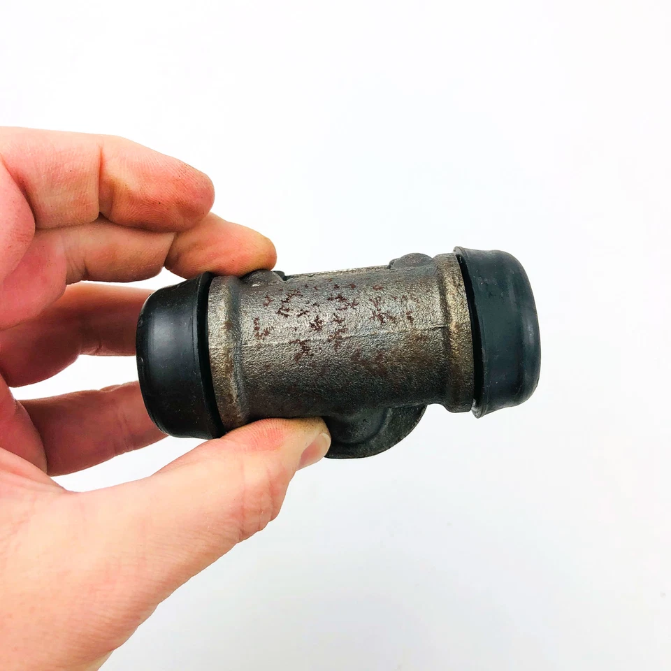 Renault 7701365519 Wheel Cylinder OEM NOS for Jeep by Bendix Foto 2 de 4