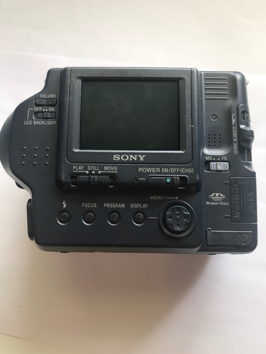 Sony Mavica MVC-FD92 1.2MP Digital Camera - Black & Metallic Sony Mavica MVC-FD92 1.2MP Digital Camera - Black & Metallic