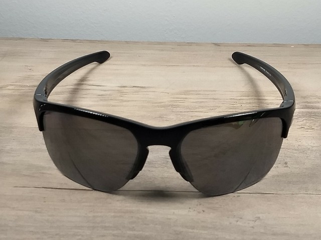 oakley oo9413