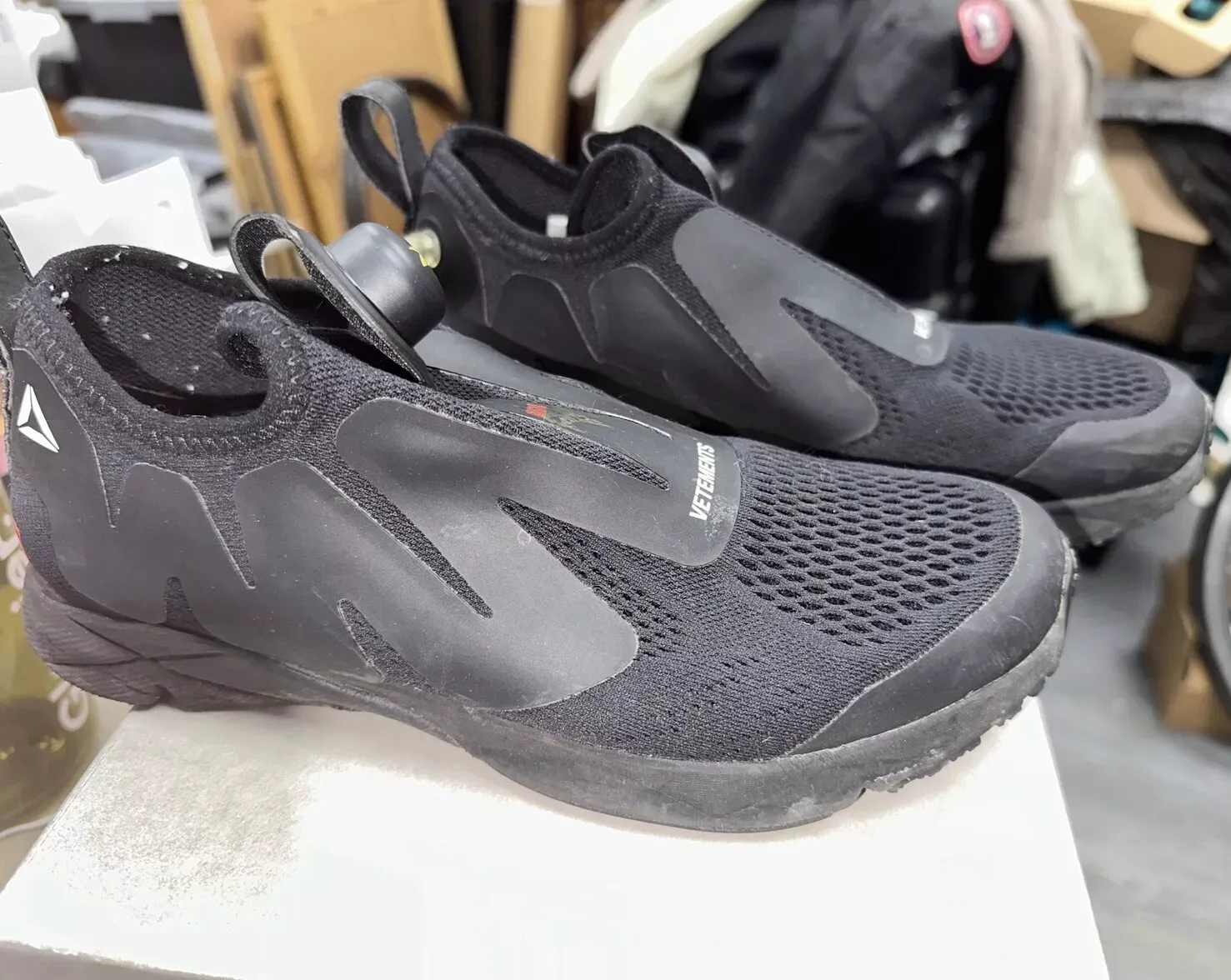 Baskets noires à escarpins Vetements x Reebok Supreme taille 5