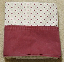 Better Homes Gardens Pillowcase Burgundy Tan Print Cotton Blend Classic Modern