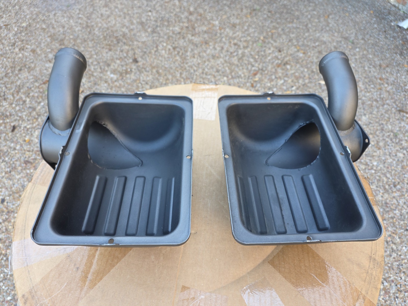 FERRARI F430 A PAIR (2) OEM GENUINE ORIGINAL EQUIPMENT AIR BOX INTAKE COVER