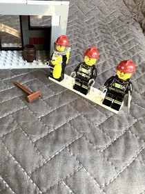 LEGO CITY: Fire Emergency 60003 - COMPLETE &bull; 2 Manuals But NO BOX