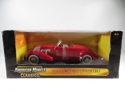 1:18 Ertl 1937 Cord 812 Convertible 