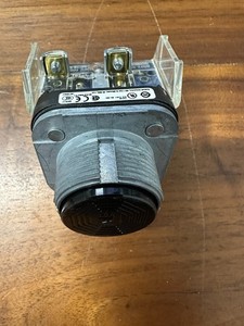 30 mm momentary push button 800TPB