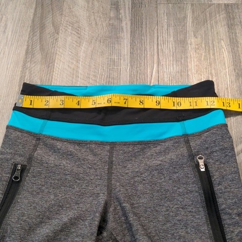 Leggings Lululemon grigio con tasche ritagliate design a rete taglia 4 - Foto 11 di 12