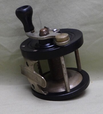 Vintage A.H. Fox Gun Co. 250 Yd. Free Spool Casting Reel | eBay