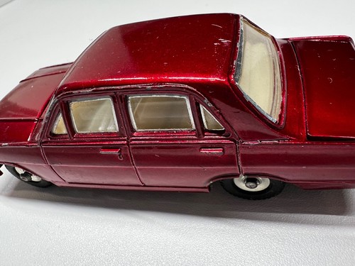 Dinky Toys 151 Vauxhall Victory 101 Burgandy All Original - Picture 5 of 18
