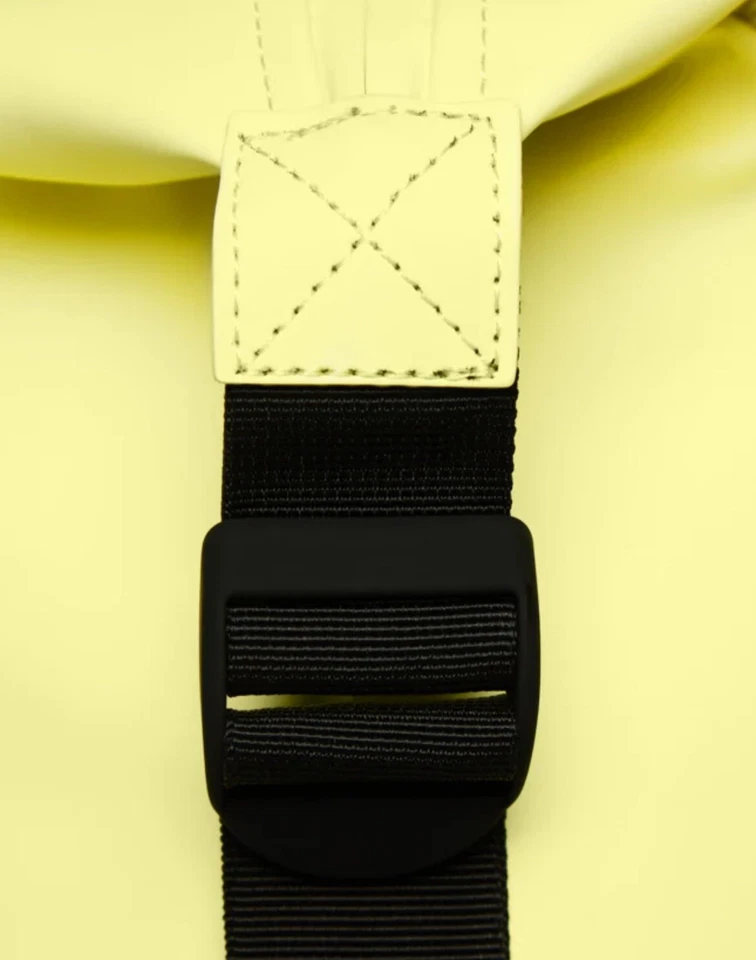 Rains Duffle Weekend Small Bag Straw Yellow Color Waterproof Coated Fabric NWT - Image 4 of 4