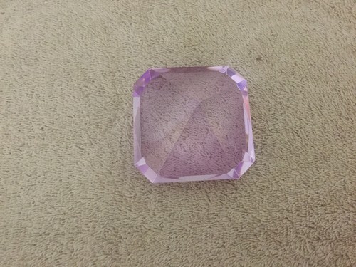 Oleg Cassini Crystal Paperweight Lavender Emerald Cut Large Square 3" Signed NIB - Picture 7 of 12