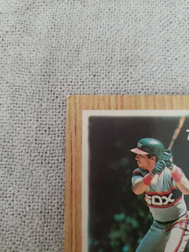 1987 Topps Major League Leaders Minis John Cangelosi Chicago White Sox Card # 49 - Image 4 of 4