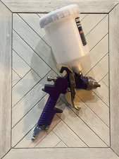 Central Pneumatic 20 fl. oz. HVLP Gravity Feed Air Spray Gun 20-70 PSI Air Pres.