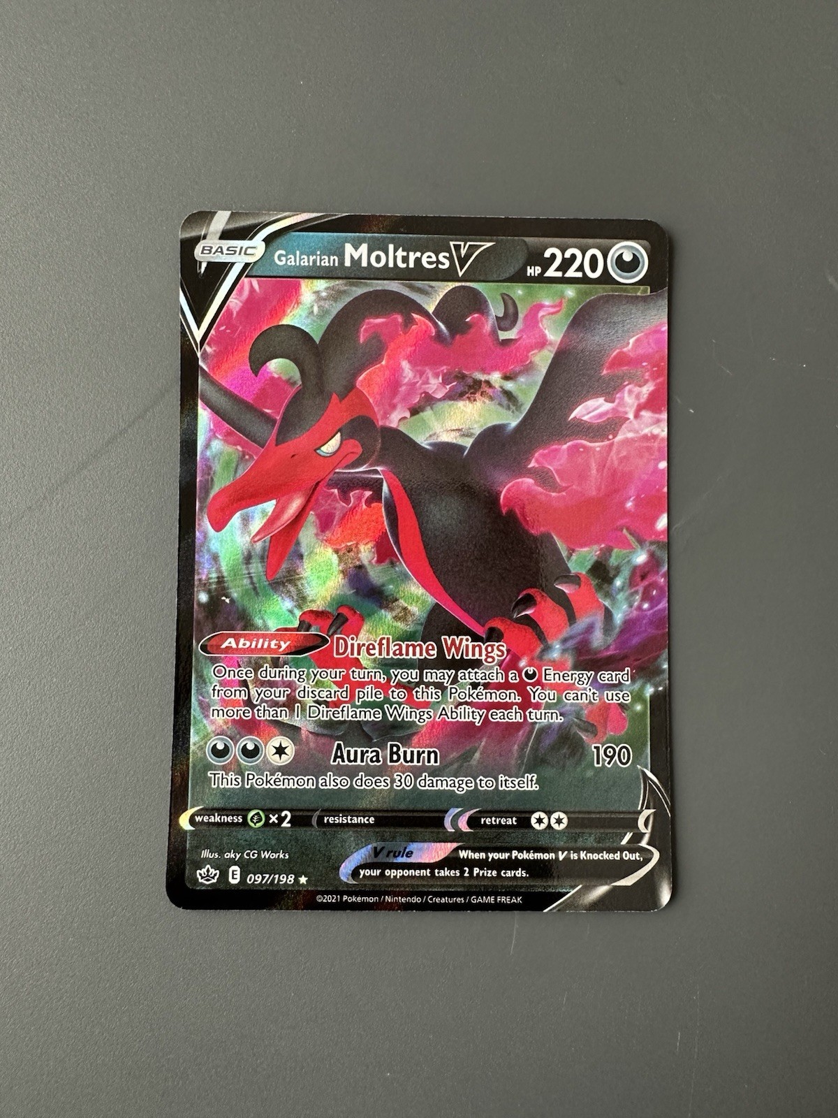 Pokemon Chilling Reign GALARIAN MOLTRES V 97/198 Ultra Rare Holo Near Mint