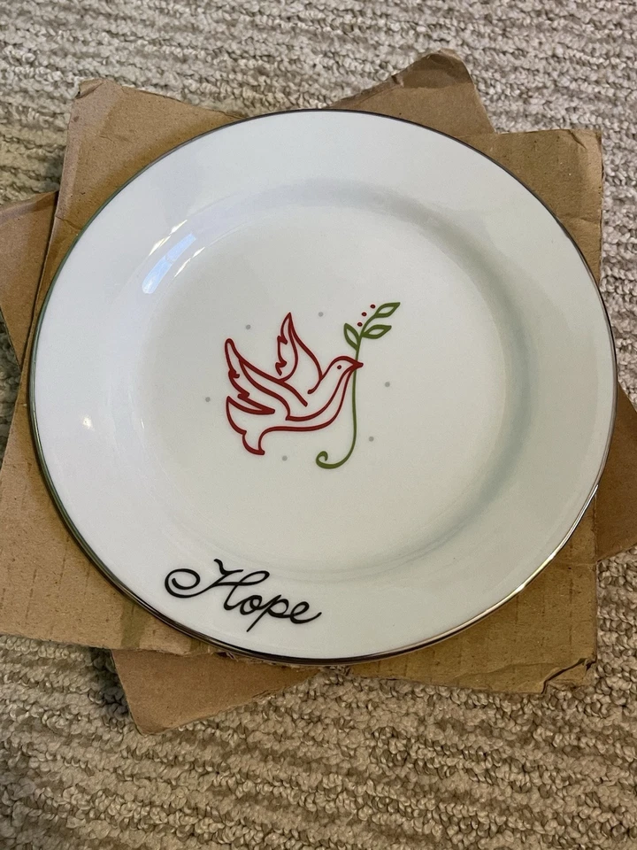 St.  Nicholas “Tis The season” 6.5” Appetizer Plates - Image 4 of 4