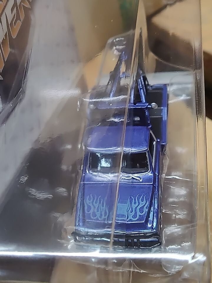 Picture 4 of 8