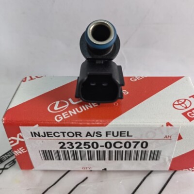Toyota Innova Fuel Injector Nozzle NEW GENUINE 23250-0C070 | eBay