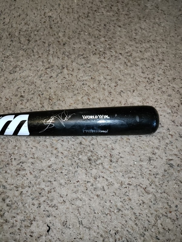 Scott Rolen Autographed Game Used Baseball Bat Philadelphia Phillies HOF MLB 