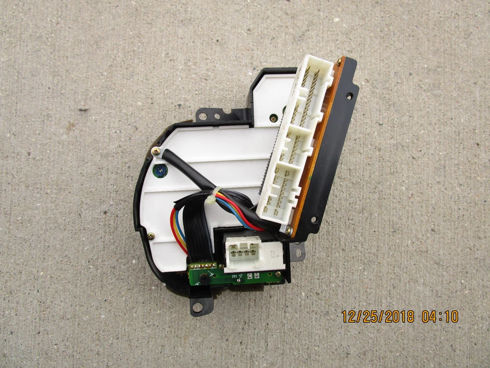 90 - 92 丰田 CELICA GTS 空调加热器 气候温度控制 P/N 55900-20690 — 第 2/3 张图片