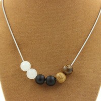 Mineralien Und Edelsteine. Perlenkette Mondstein + Mattes Schwarzes Onyx +