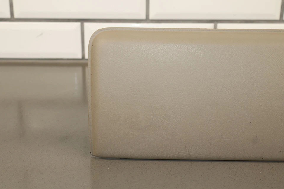 2003 GMC Sierra 1500 Passenger Right Dash Air Bag (Neutral 522) Foto 2 de 4