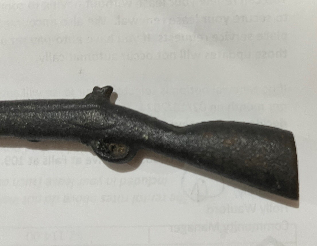 Old Cast Iron Toy Rifle with bayonet 7-8 inches long Musket