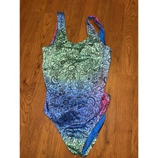 Nike NESSE742 Kids multi Solid Fast One-Piece Swimsuit Size Large