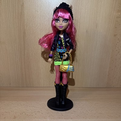 Monster High Howleen Wolf 13 Wishes Doll W/stand Purse | eBay