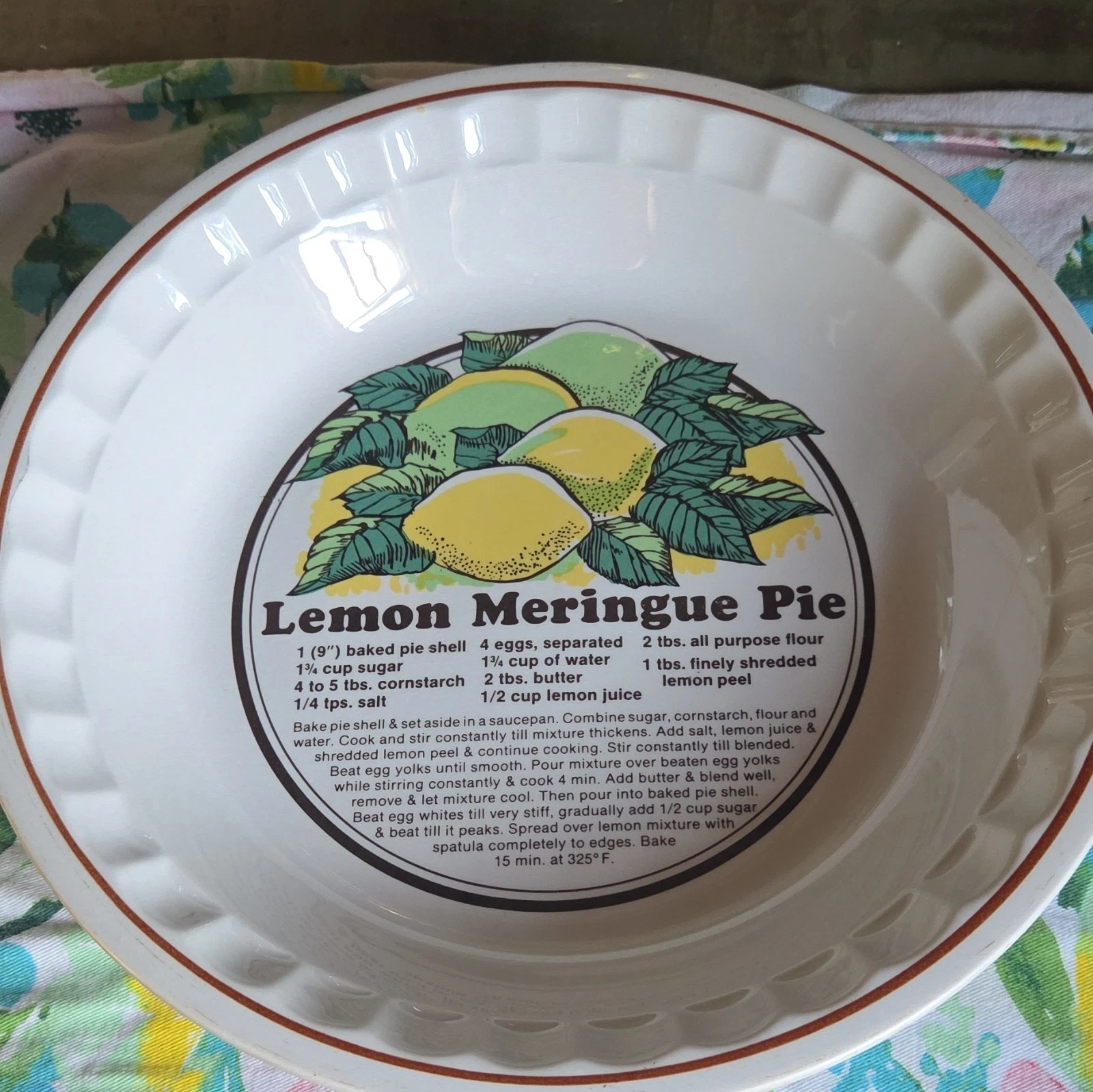Sunnycraft Sunstone Lemon Meringue Pie 9 in Ceramic Dish Microwave Oven Safe
Opens in a new window o