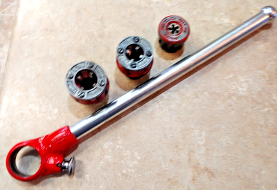 #ad RIDGID 00R Pipe Threader Ratchet Handle amp; Dies 3 4” 1 2” Pipe amp; 3 8quot; 16 bolt USA $102.95