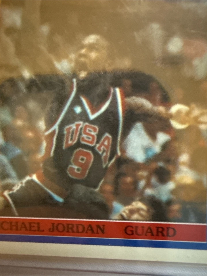 Tarjeta de Michael Jordan 1984 EXTREMADAMENTE RARA equipo olímpico de baloncesto de Estados Unidos + universidad Foto 3 de 3