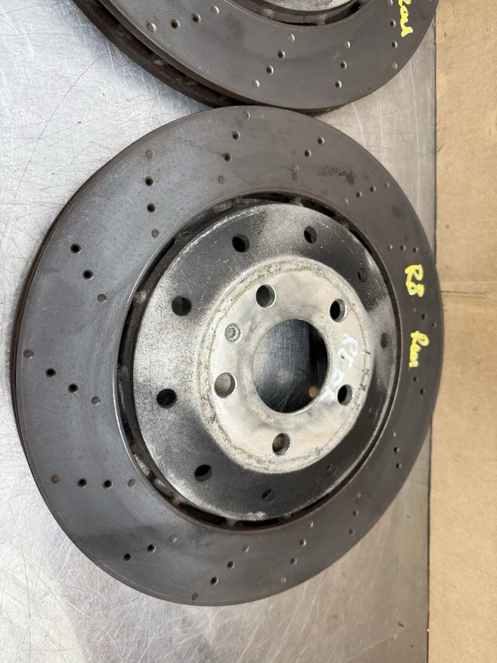 Audi R8 Gen 1 4.2 V8 Rear Brake Discs 356MM 420615601E 2008 VGC No Lip - Image 3 of 4