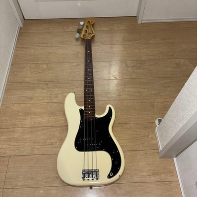 Fender japan PB70-70US PRECISION BASS Safe packing!