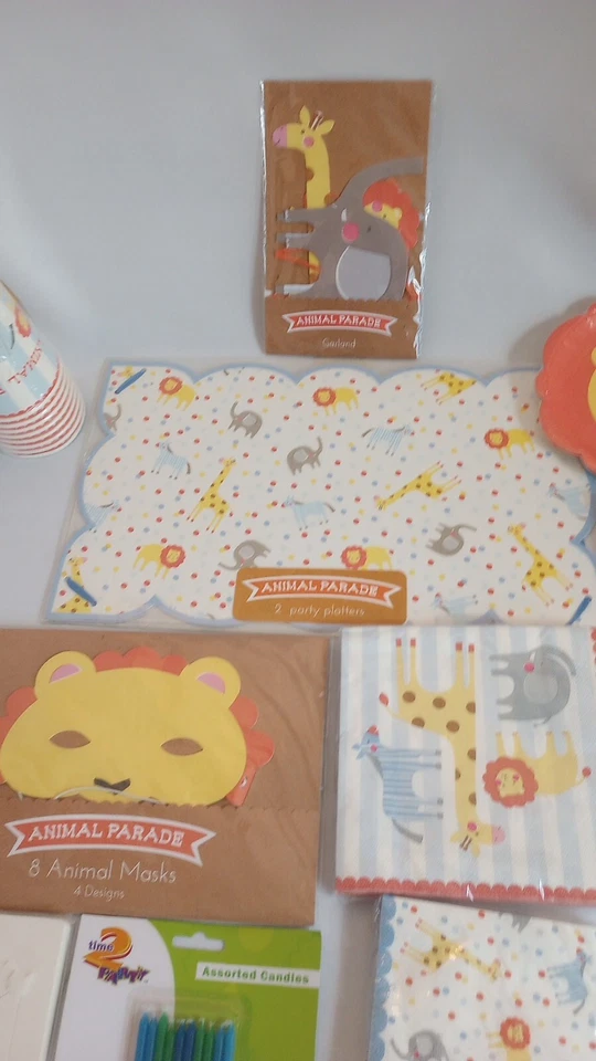 Lot of 11 Meri Go Round Animal Parade for 8 Guests - Image 3 of 4