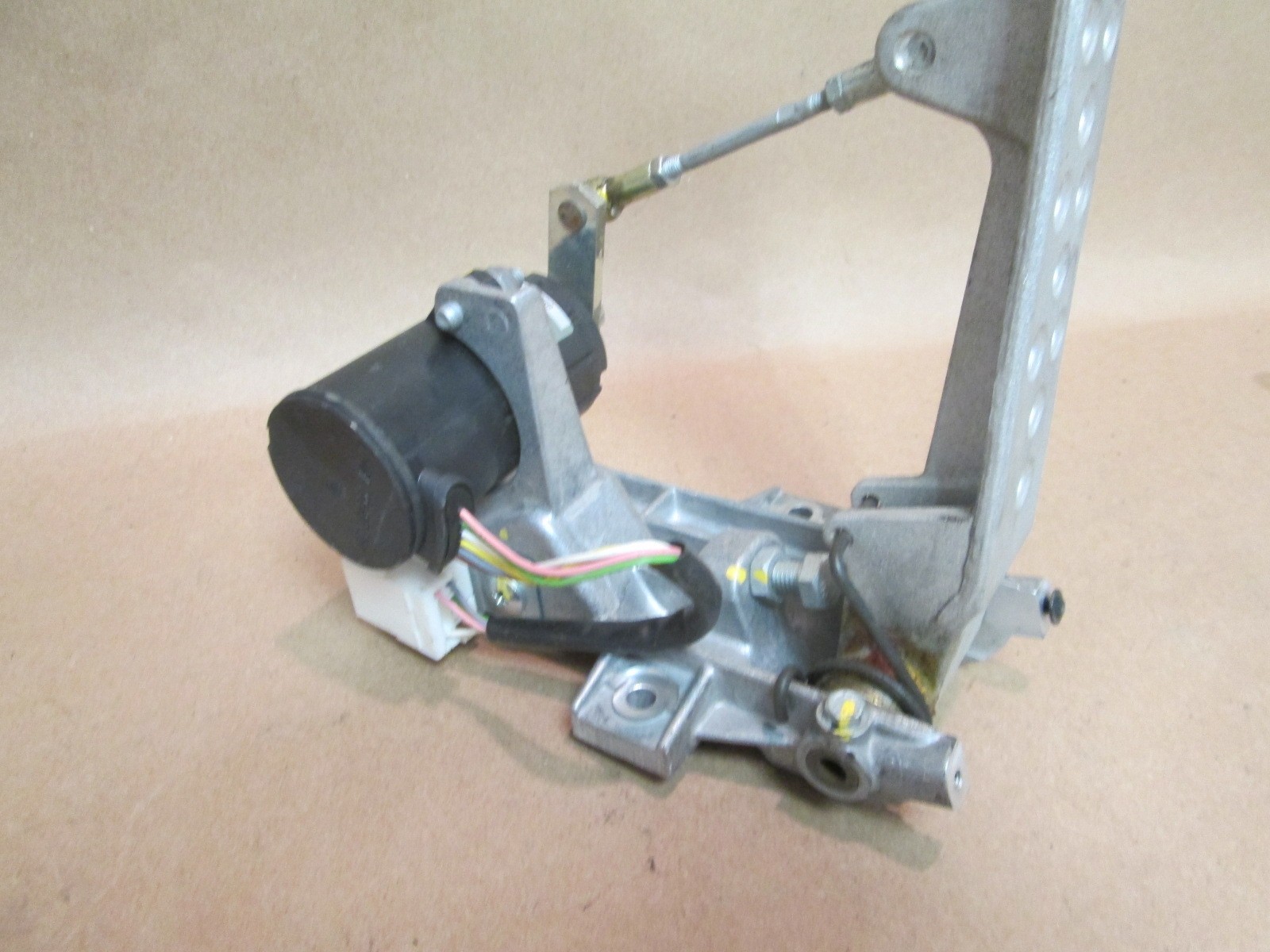 Ferrari 360,430 Throttle Pedal w/ Potentiometer # 180220 / 170083