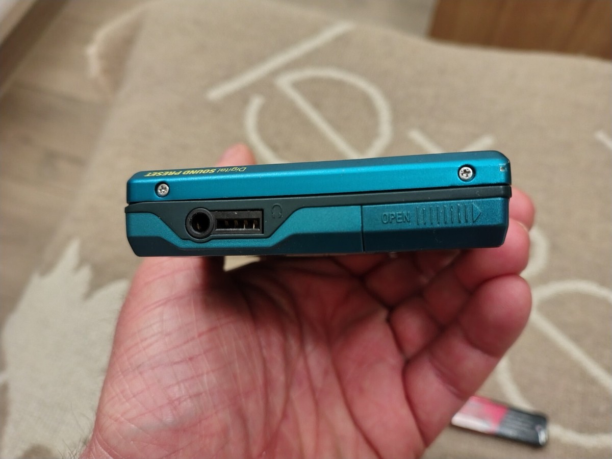 Sony Walkman MD MZ-E500 MiniDisk Headphone Player - Skyblue Fully