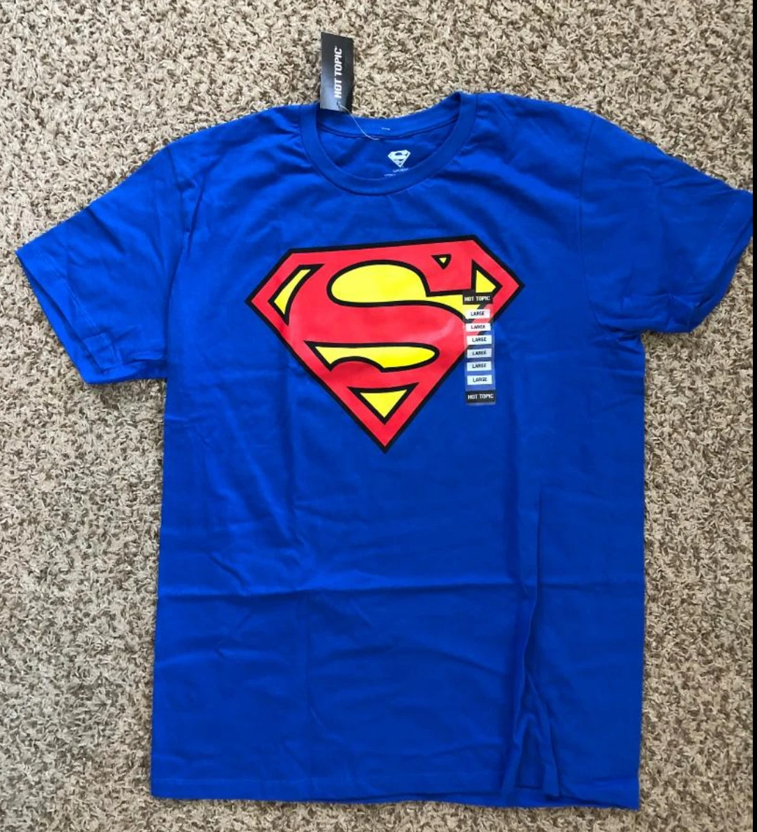 NWT HOT TOPIC MENS SUPERMAN SUPERHERO COMIC SHIRT SIZE MEDIUM