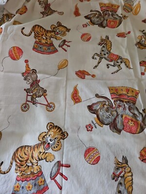 VTG HTF Circus Print  Fabric Fido's Circus Tiger  Fun Colorful 2 Y 16'' X 35 Wide
