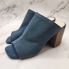 Kenneth Cole Reaction Kammie Blue Suede Block Heels Mules Slip-On Sandals 6