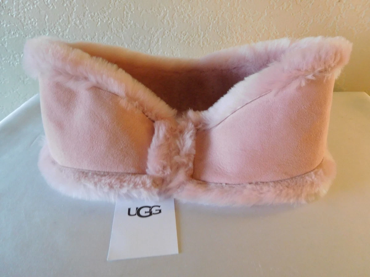 UGG
Faux Fur Headband
Pink gently used Light Pink Fox fur Headband: FurHatWorld.com main image 2