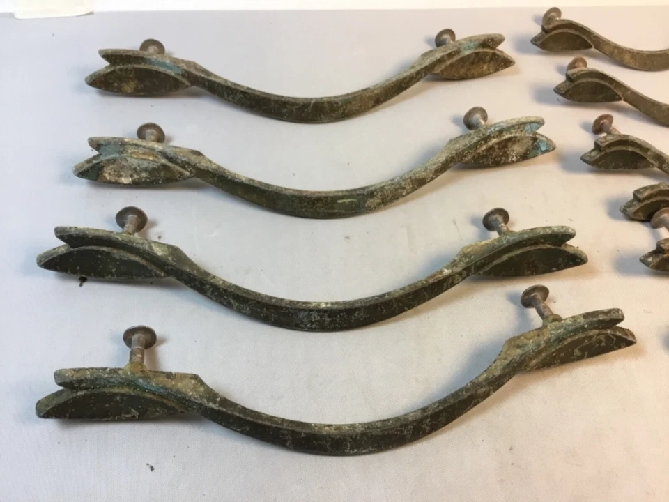 Vintage mid century modern drawer pulls brass #321 Foto 2 de 4