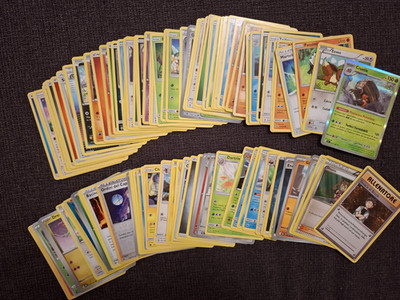 Pokemon Karten Mix Lot 100