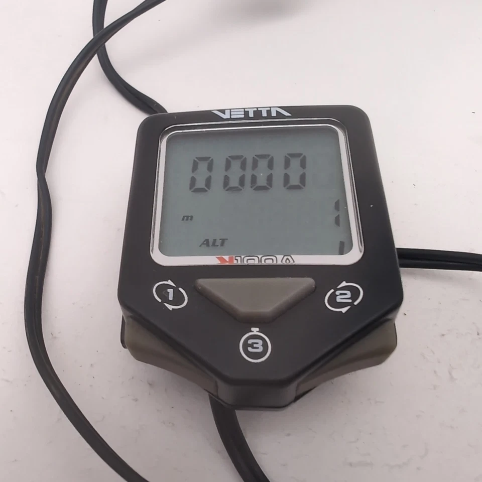 VETTA V100A Cyclocomputer Cycle Computer w/ Clip & Sensor WORKS - Image 3 of 4