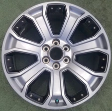 Factory Sierra Silverado Wheel Tahoe Yukon 22 in Black GM OEM 19301164 5661 RX1