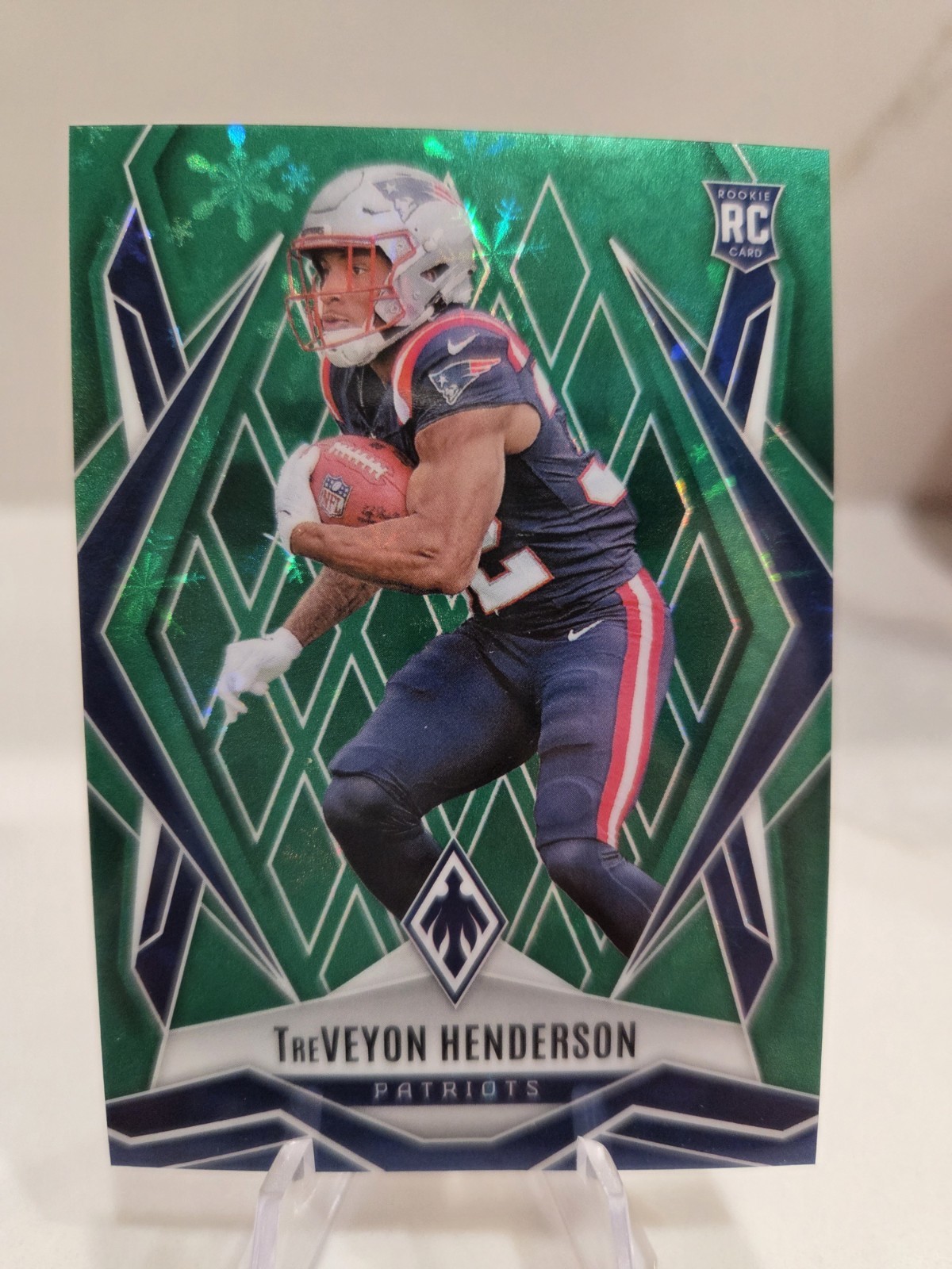 TREVEYON HENDERSON 2025 PHOENIX FOOTBALL RC #187 GREEN WINTER 030/149 PATRIOTS!!