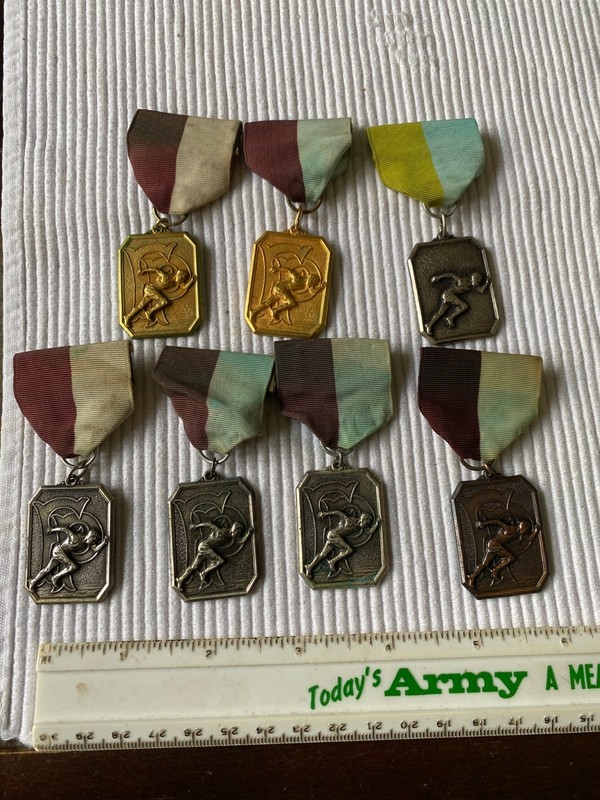 7 Vintage Early 1960s Amateur Bronze Relay/Track Ribbons + Medals