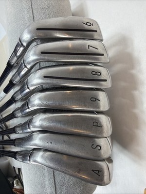 TaylorMade Sim Max OS RH Iron Set 6-PW,AW,SW RH Ventus Graphite 5