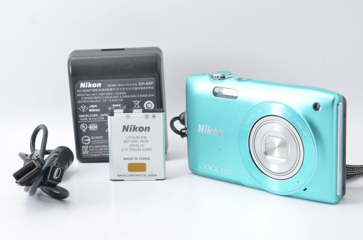 Nikon COOLPIX S3300 Compact Digital Camera blue - from japan 
